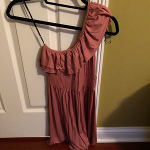 One shoulder ruffle dress